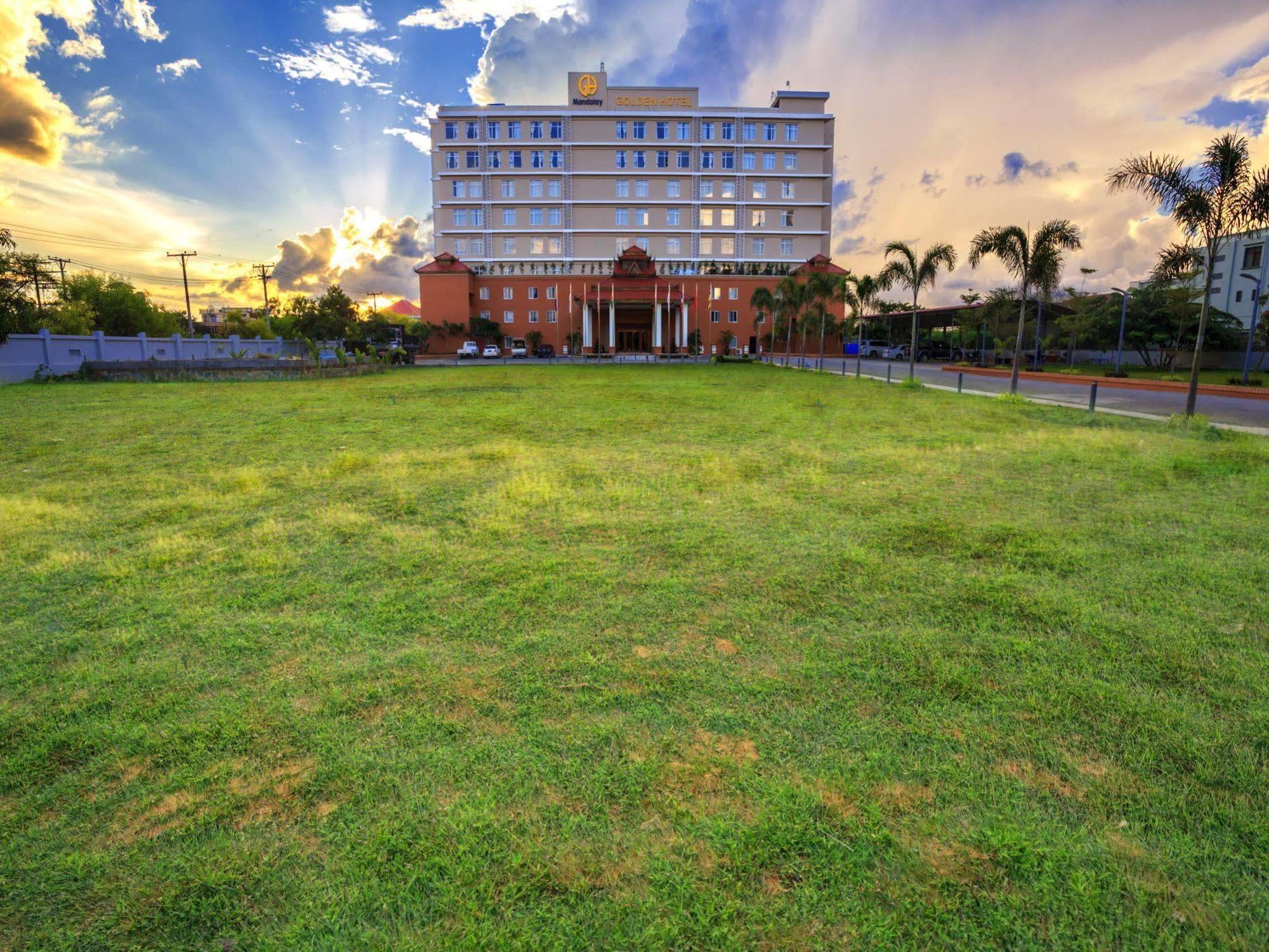Golden Hotel Mandalay Exterior photo