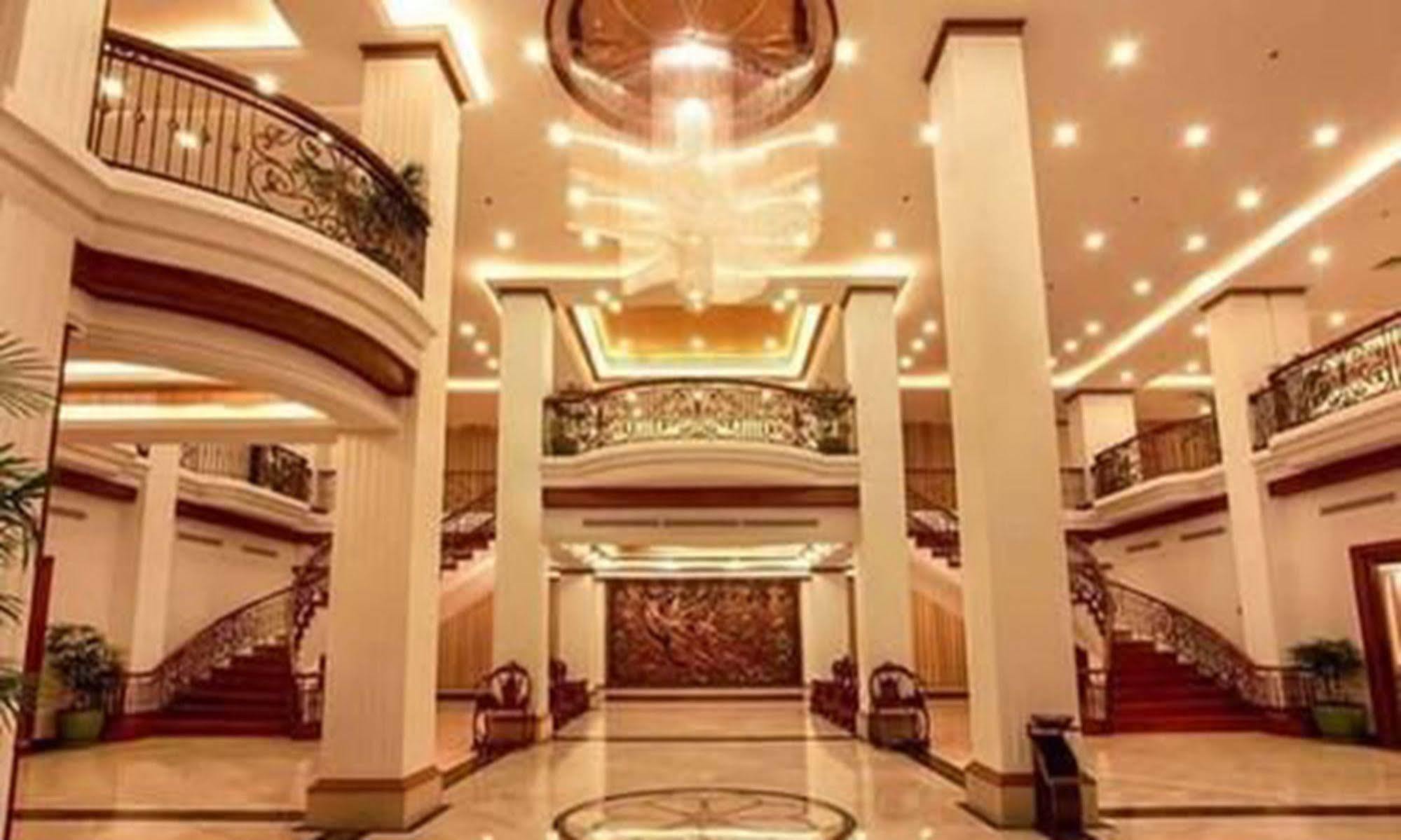 Golden Hotel Mandalay Exterior photo